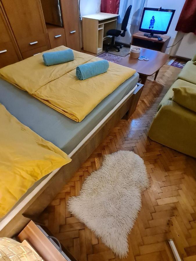 Homestay szállás Weiner Downtown *